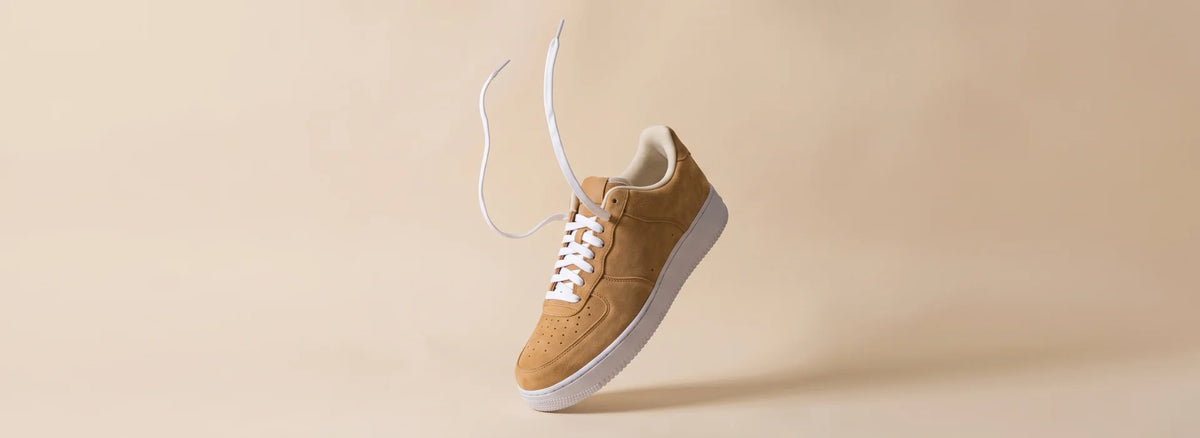 chaussure lacet défait